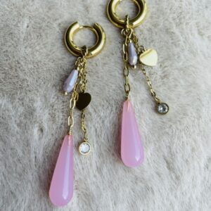 Oorbellen goud met roze/paarse stenen